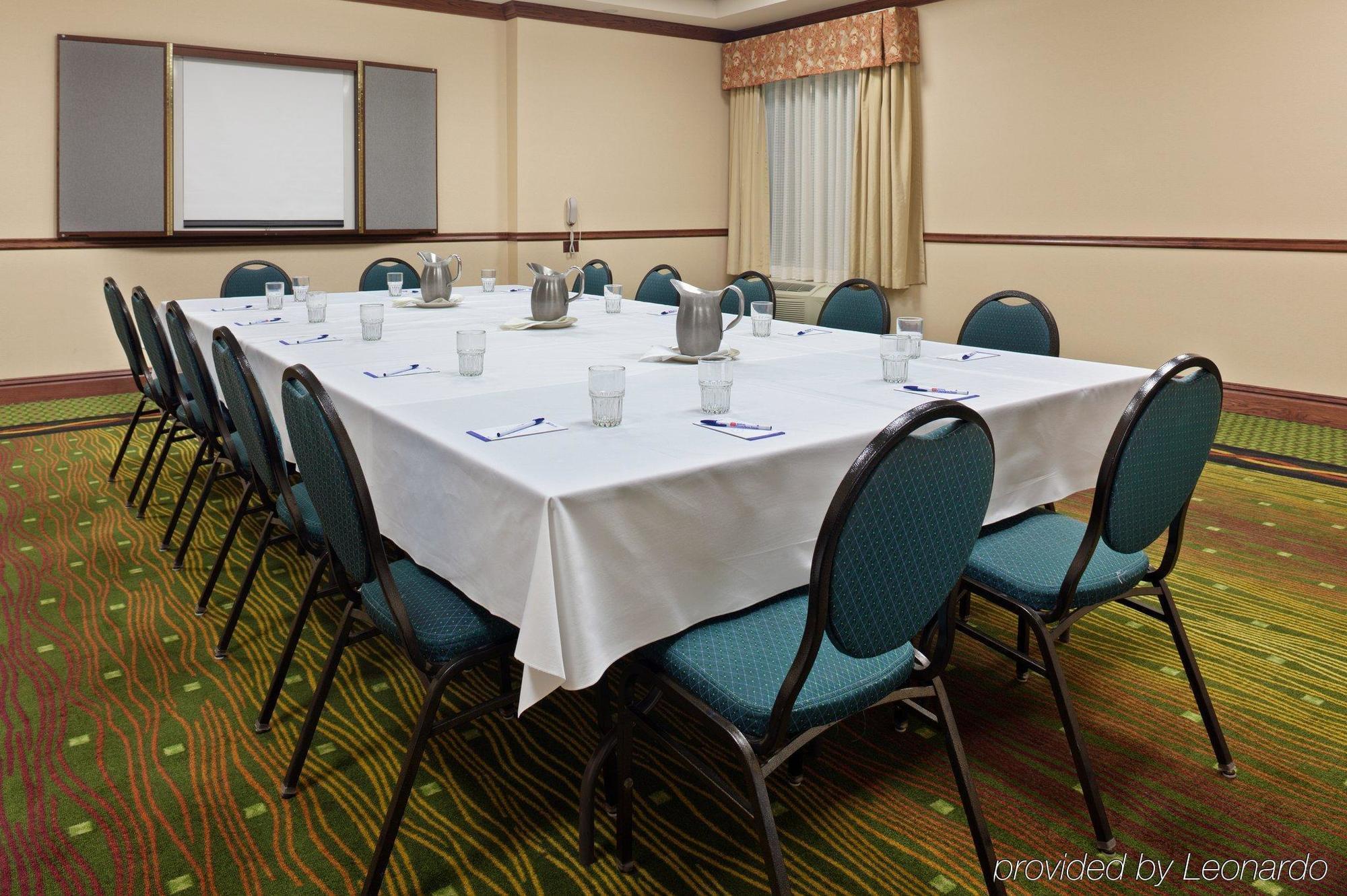 Hilton Garden Inn Independence Business photo